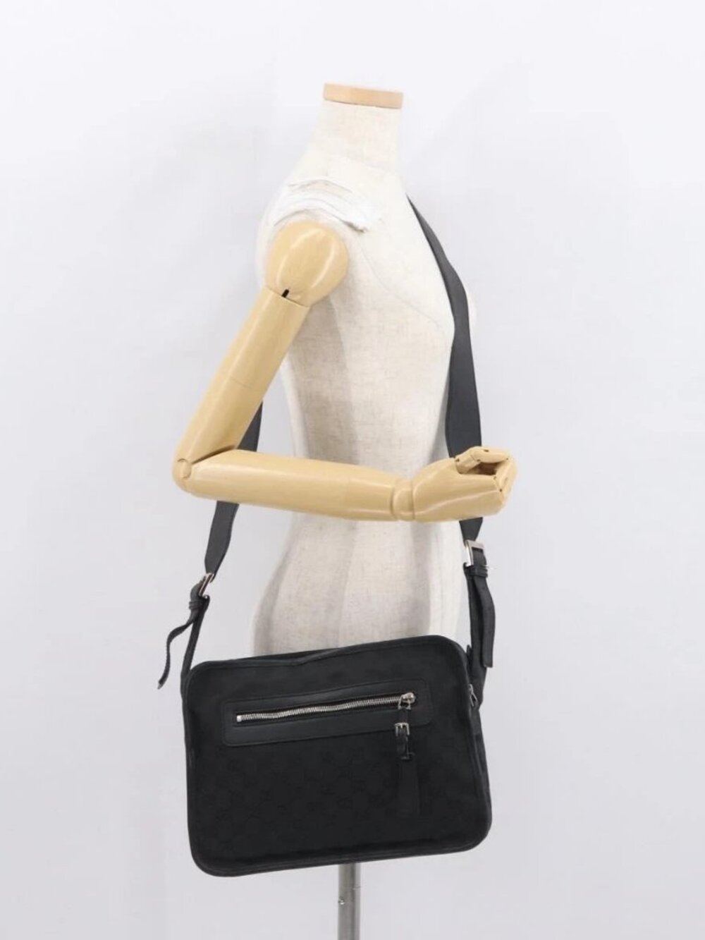 GUCCI GG Canvas Shoulder Bag Black Silver Auth ka1463 - Picture 1 of 16